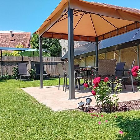 Gaestehaus Ferk - Fruehstueckspension, Bed & Breakfast Бад Радкерсбург Екстериор снимка