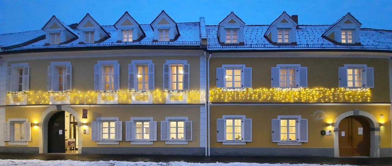 Gaestehaus Ferk - Fruehstueckspension, Bed & Breakfast Бад Радкерсбург Екстериор снимка