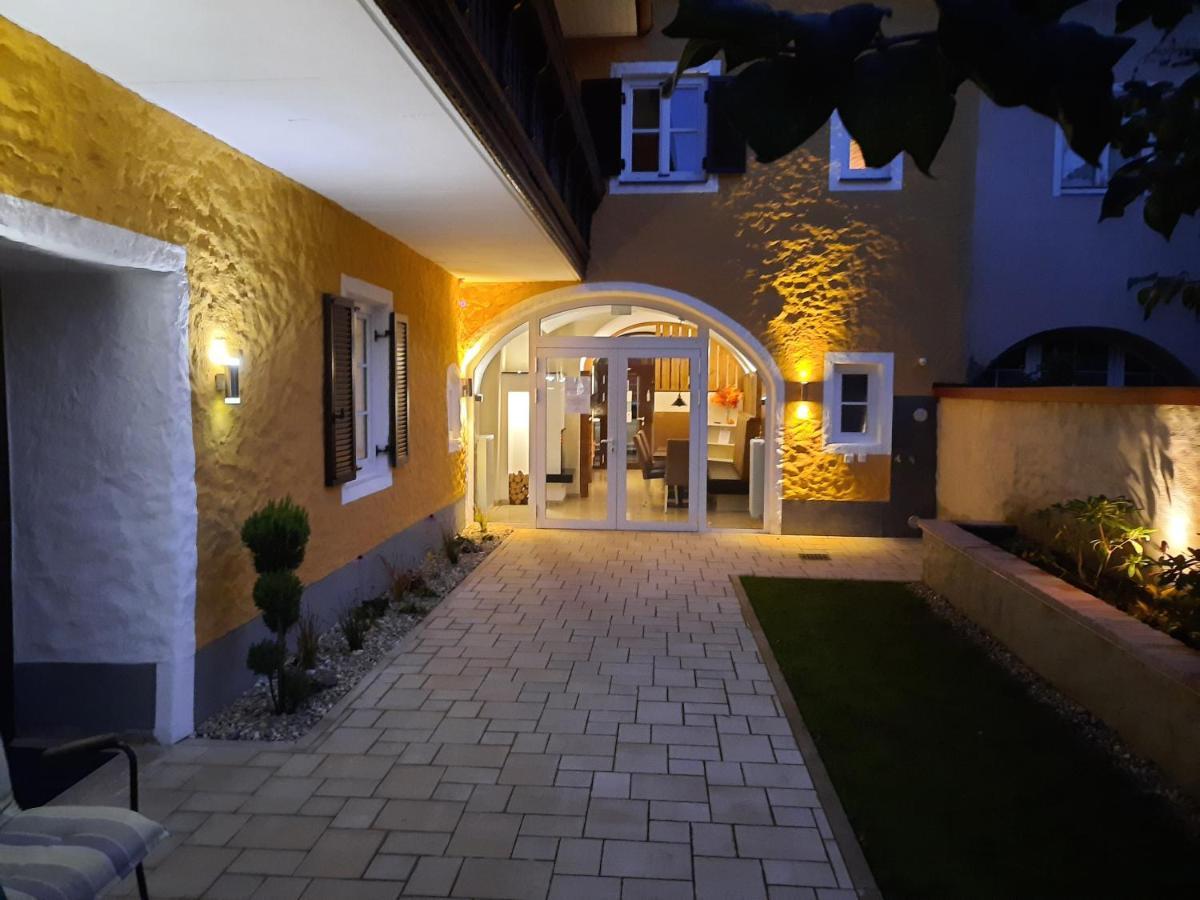 Gaestehaus Ferk - Fruehstueckspension, Bed & Breakfast Бад Радкерсбург Екстериор снимка